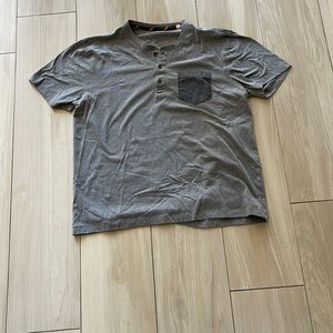 Mens grey shirt sleeve shirt